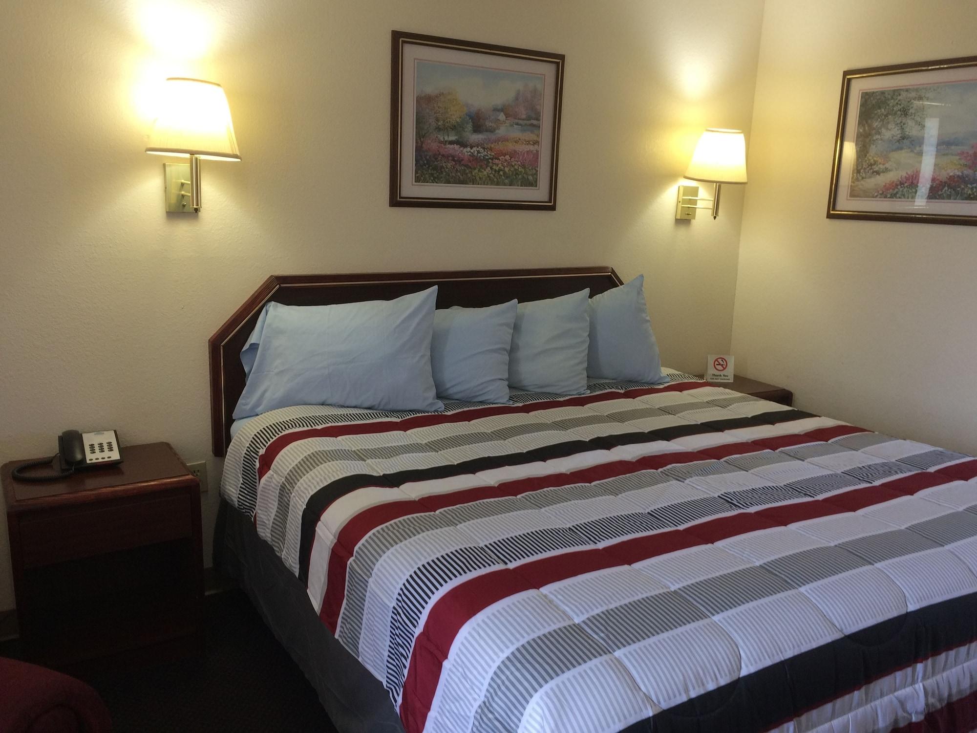 Luxury Inn & Suites Selma Εξωτερικό φωτογραφία