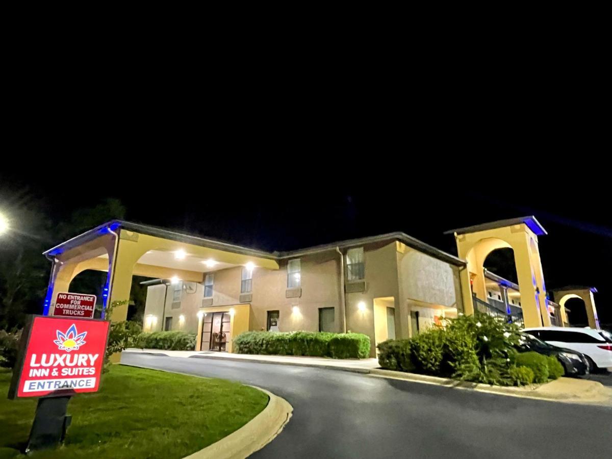 Luxury Inn & Suites Selma Εξωτερικό φωτογραφία