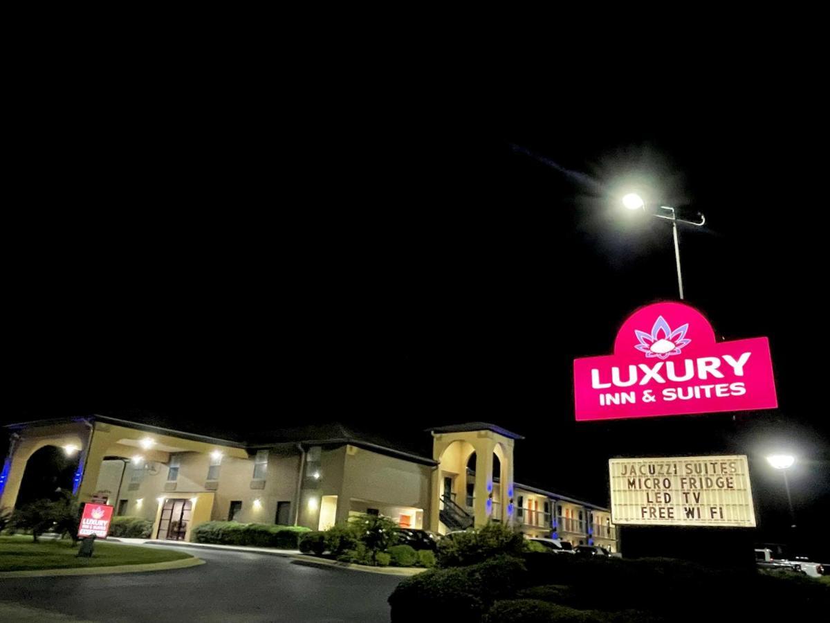 Luxury Inn & Suites Selma Εξωτερικό φωτογραφία