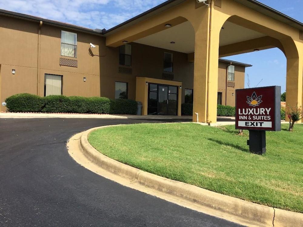 Luxury Inn & Suites Selma Εξωτερικό φωτογραφία