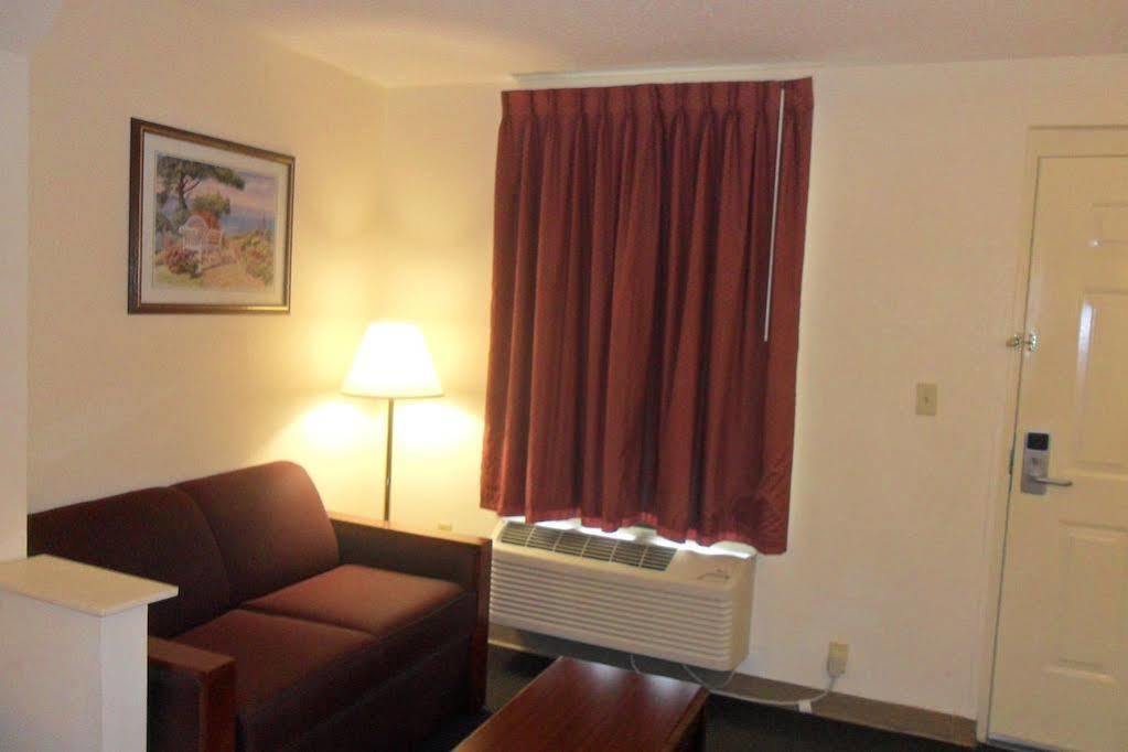 Luxury Inn & Suites Selma Εξωτερικό φωτογραφία